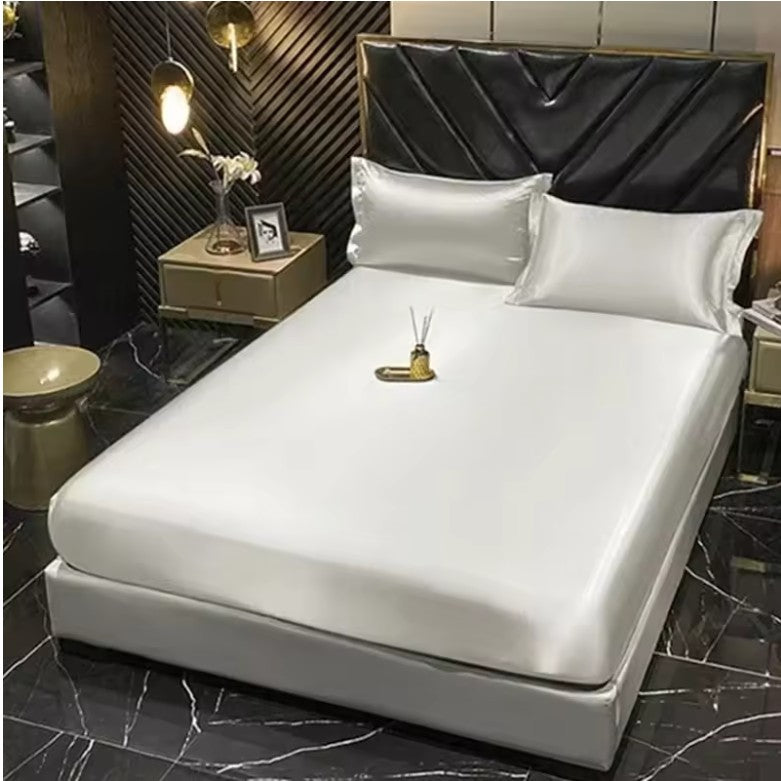 High-End Natural Mulberry Silk Bedding Set β Satin Duvet Cover with Sheets